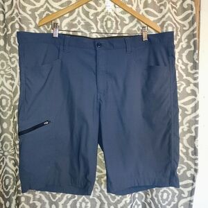 Mens Eddie Bauer Blue Shorts Size 42 - Lightweight!